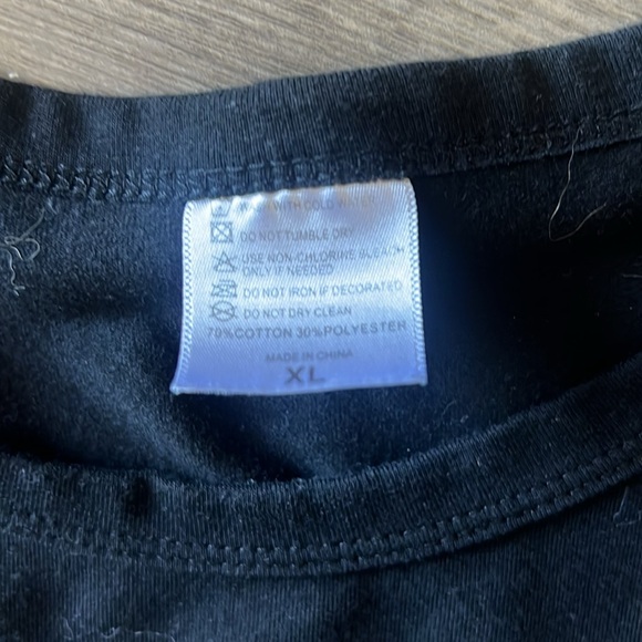 NWOT Black T-Shirt with Rose Detail - Picture 2 of 3